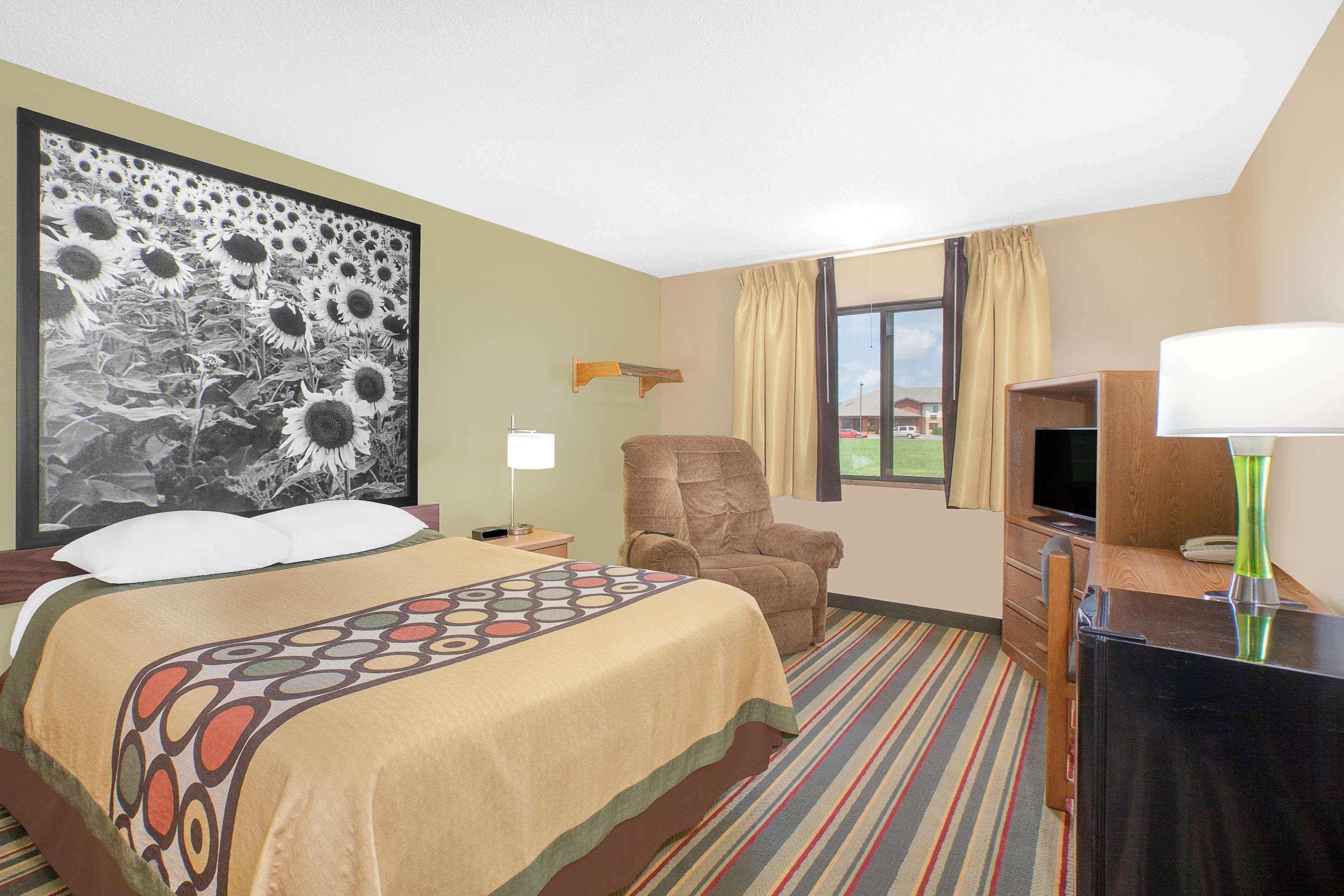 Super 8 By Wyndham Mt Pleasant Motel Mount Pleasant Kültér fotó