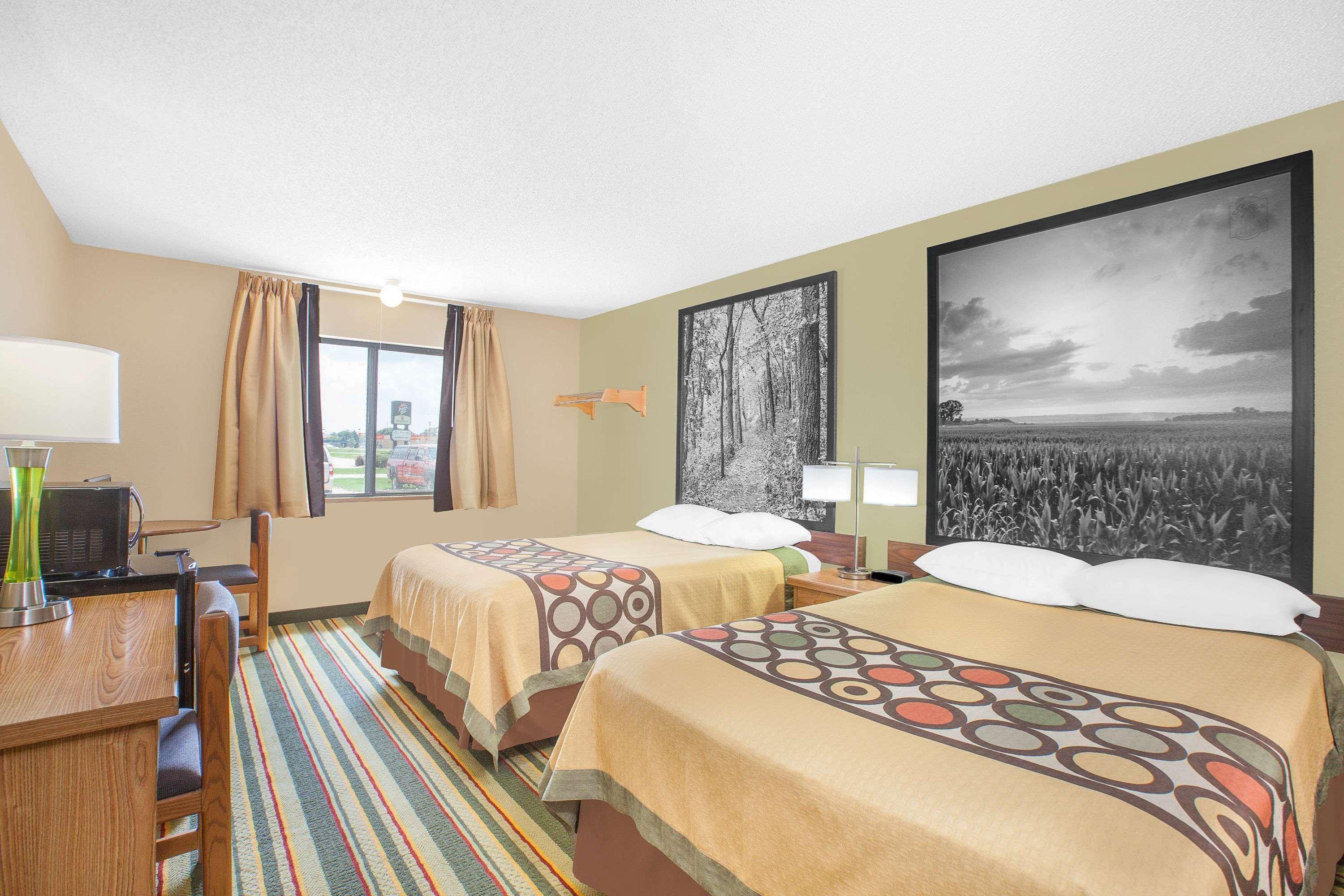 Super 8 By Wyndham Mt Pleasant Motel Mount Pleasant Kültér fotó