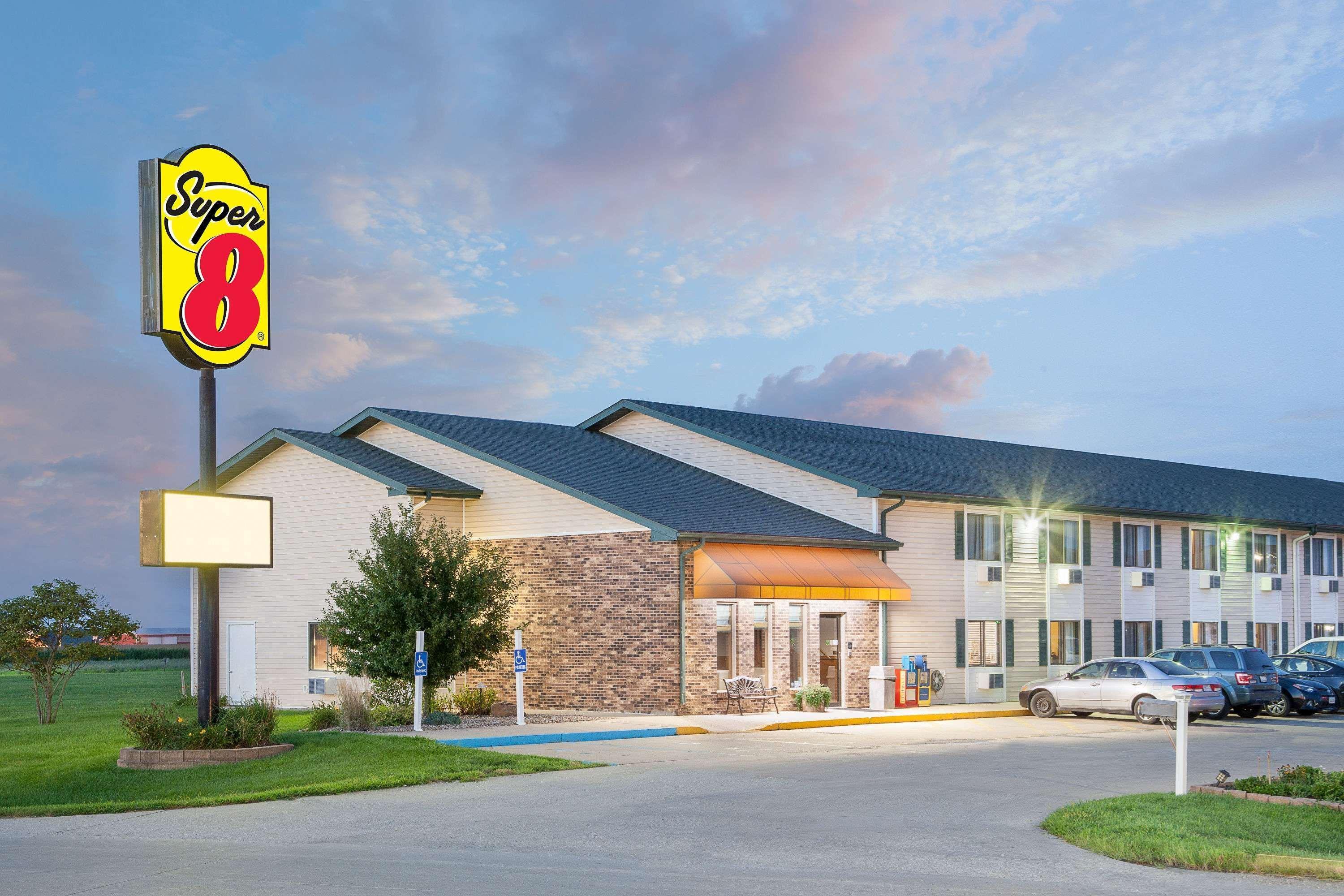 Super 8 By Wyndham Mt Pleasant Motel Mount Pleasant Kültér fotó
