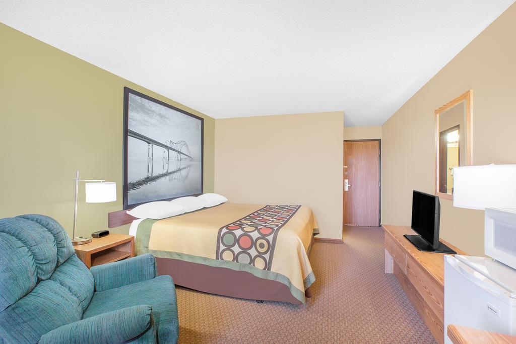 Super 8 By Wyndham Mt Pleasant Motel Mount Pleasant Kültér fotó